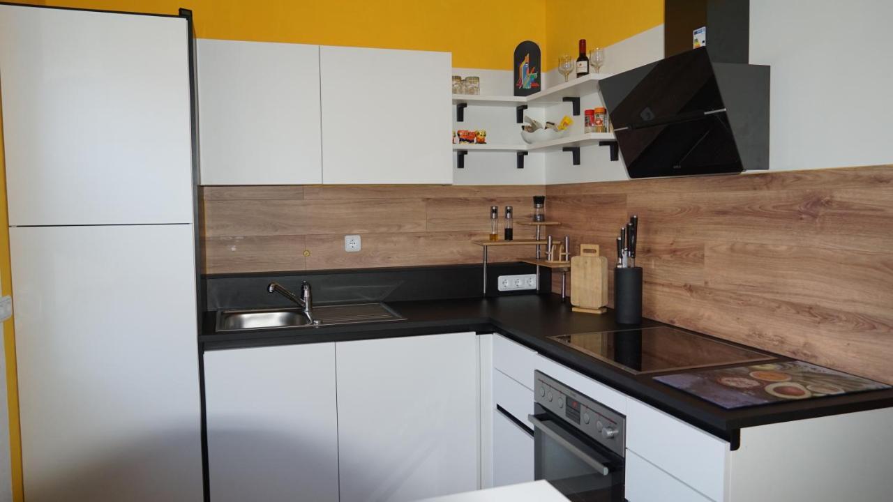 Grosszuegige Wohnung Mit Terrasse Und Gartenzugang - Das Komplette Erdgeschoss Bindlach Eksteriør billede