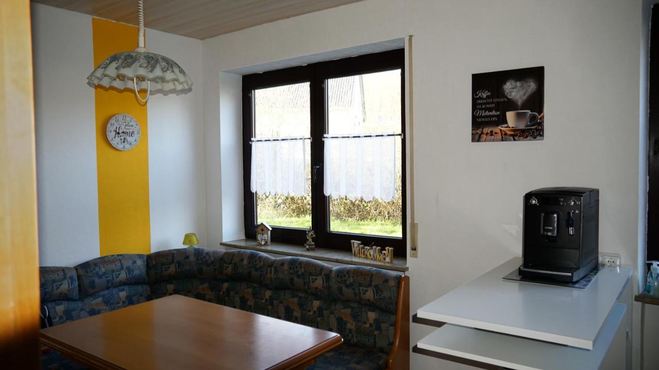 Grosszuegige Wohnung Mit Terrasse Und Gartenzugang - Das Komplette Erdgeschoss Bindlach Eksteriør billede